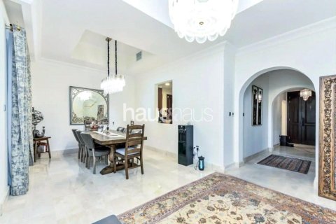 Villa in Arabian Ranches, Dubai 5 bedrooms, 342 sq.m. № 43380 - photo 3