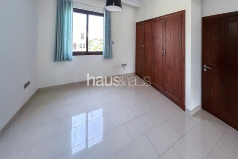 Villa in Arabian Ranches, Dubai 5 bedrooms, 342 sq.m. № 43380 - photo 15
