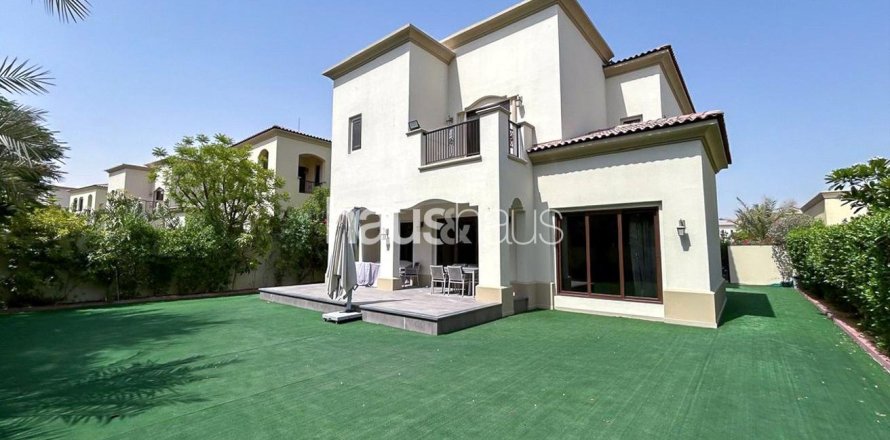 Villa in Arabian Ranches, Dubai 5 bedrooms, 342 sq.m. № 43380