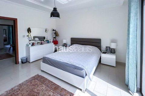 Villa in Arabian Ranches, Dubai 5 bedrooms, 342 sq.m. № 43380 - photo 10