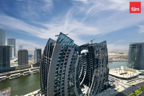 Apartment in Business Bay, Dubai 2 bedrooms, 83.7 sq.m. № 47895 - photo 1