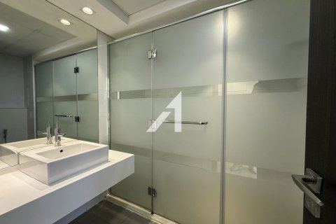 Снять в аренду квартиру в Дубае: 3 спальни, 244.1м², № 69059 - фото 12