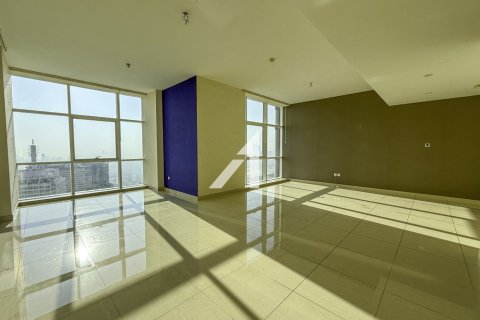 Снять в аренду квартиру в Дубае: 3 спальни, 244.1м², № 69059 - фото 4