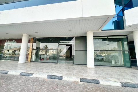 Shop in Bur Dubai, Dubai 239 sq.m. № 69054 - photo 1