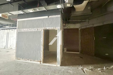 Shop in Bur Dubai, Dubai 239 sq.m. № 69054 - photo 9