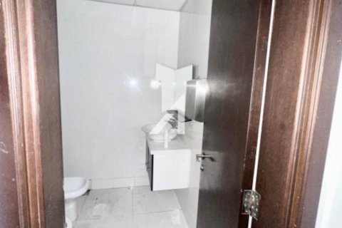 Shop in Bur Dubai, Dubai 239 sq.m. № 69054 - photo 7