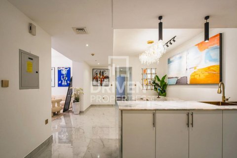 Appartement à The Residences, Downtown Dubai (Downtown Burj Dubai), Dubai, 2 chambres, 125.42 m², № 137080 - photo 5