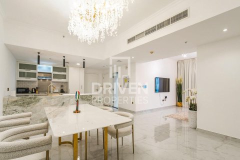 Appartement à The Residences, Downtown Dubai (Downtown Burj Dubai), Dubai, 2 chambres, 125.42 m², № 137080 - photo 2