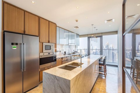 Apartment in The Address Residences Dubai Opera, Downtown Dubai (Downtown Burj Dubai), Dubai 5 bedrooms, 568.47 sq.m. № 137121 - photo 19