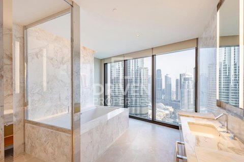Apartment in The Address Residences Dubai Opera, Downtown Dubai (Downtown Burj Dubai), Dubai 5 bedrooms, 568.47 sq.m. № 137121 - photo 22