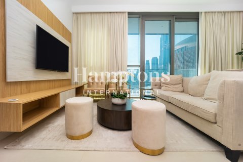 Снять в аренду квартиру в Downtown Views, Даунтаун Дубай (Даунтаун Бурдж Дубай), Дубай: 3 спальни, 164.27015557м², № 77380 - фото 3