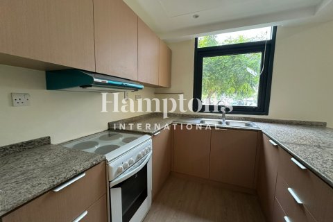 Снять в аренду квартиру в Greens, Дубай: 2 спальни, 133.91967450м², № 77374 - фото 1