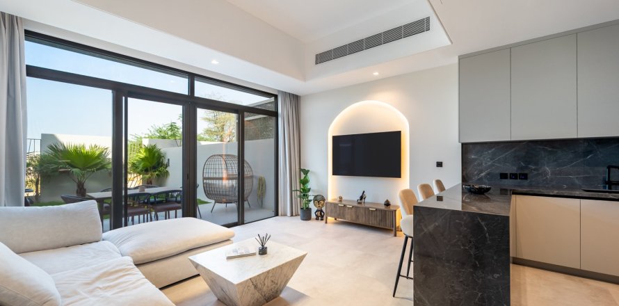 Maison de ville à Dubai, 2 chambres, 170 m², № 100351