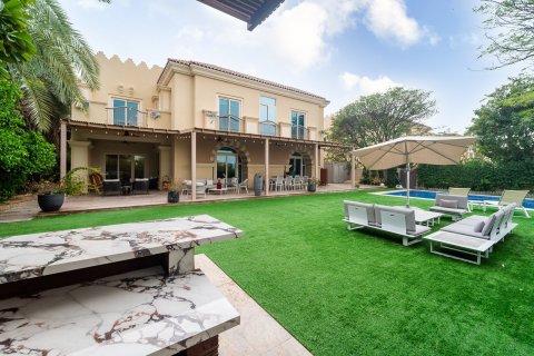 Villa à Dubai Sports City, Dubai, 5 chambres, 542 m², № 100347 - photo 3