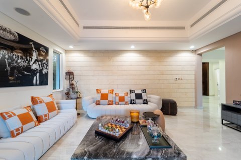 Villa à Dubai Sports City, Dubai, 5 chambres, 542 m², № 100347 - photo 14