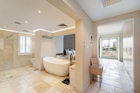 Villa à Dubai Sports City, Dubai, 5 chambres, 542 m², № 100347 - photo 17