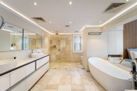 Villa à Dubai Sports City, Dubai, 5 chambres, 542 m², № 100347 - photo 18