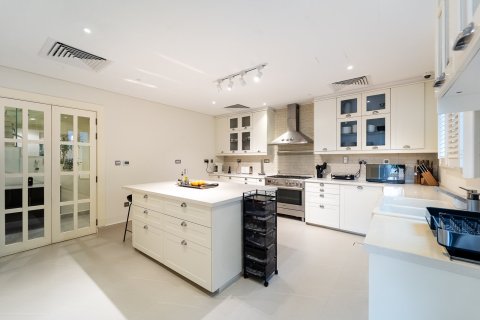 Villa à Dubai Sports City, Dubai, 5 chambres, 542 m², № 100347 - photo 12