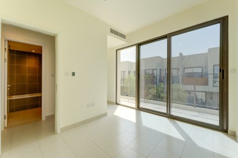 Villa in Dubai South (Dubai World Central), Dubai 3 bedrooms, 141 sq.m. № 100343 - photo 12
