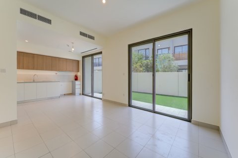 Villa in Dubai South (Dubai World Central), Dubai 3 bedrooms, 141 sq.m. № 100343