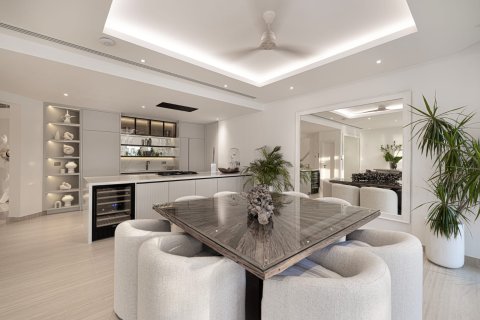 Villa en Palm Jumeirah, Dubai, 5 dormitorios, 507 m², № 100352 - foto 6