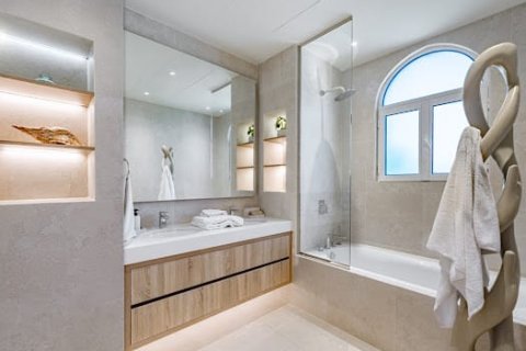 Villa en Palm Jumeirah, Dubai, 5 dormitorios, 507 m², № 100352 - foto 18