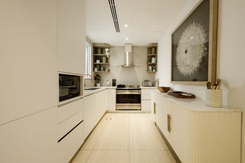 Villa en Palm Jumeirah, Dubai, 5 dormitorios, 507 m², № 100352 - foto 5