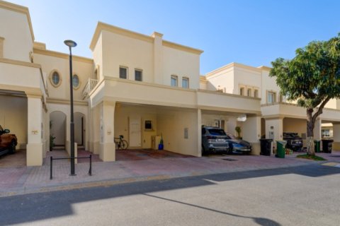 Villa à Dubai, 2 chambres, 173 m², № 100342
