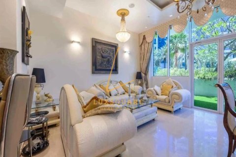 Apartment in Oceana, Palm Jumeirah, Dubai 1 bedroom, 175 sq.m. № 108782 - photo 11
