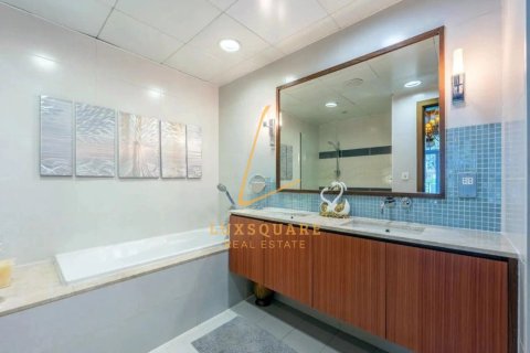 Apartment in Oceana, Palm Jumeirah, Dubai 1 bedroom, 175 sq.m. № 108782 - photo 9