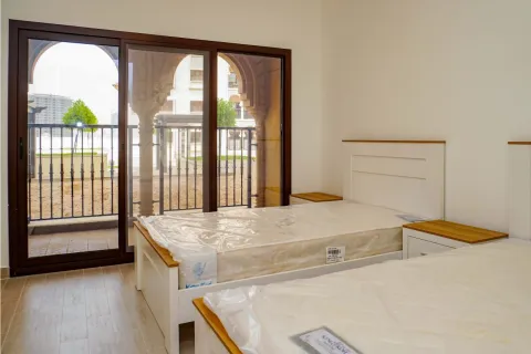 Apartment in Jumeirah Golf Estates, Dubai 3 bedrooms, 167 sq.m. № 108786 - photo 12