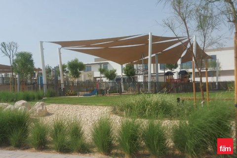 Villa in Al Furjan, Dubai 4 bedrooms, 341.7 sq.m. № 52364 - photo 8