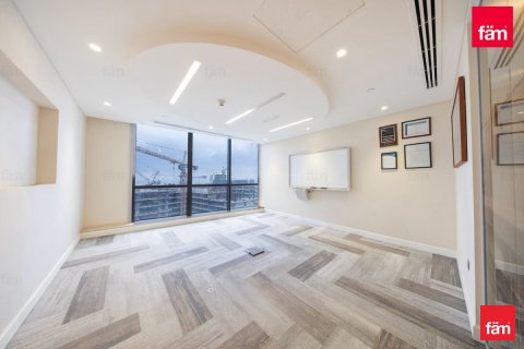 Bureau à Dubai, 820.4 m², № 99442 - photo 9