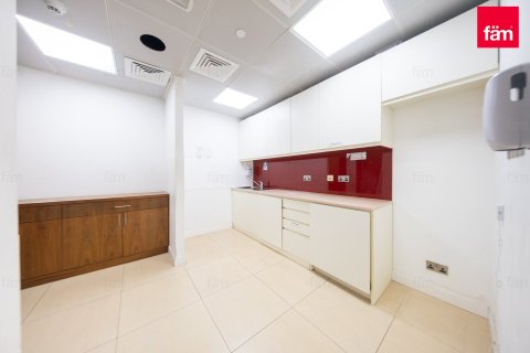 Bureau à Dubai, 820.4 m², № 99442 - photo 14