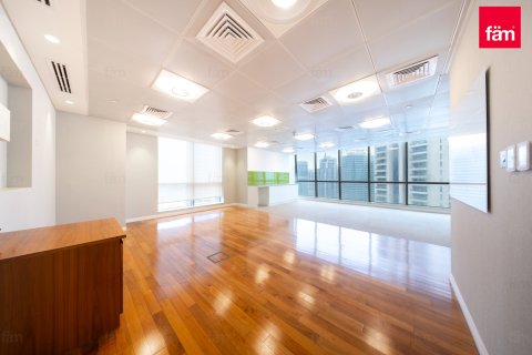 Bureau à Dubai, 820.4 m², № 99442 - photo 5