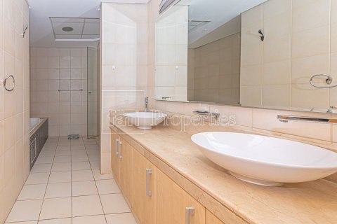 Appartement à Palm Jumeirah, Dubai, 2 chambres, 191.8 m², № 99441 - photo 7