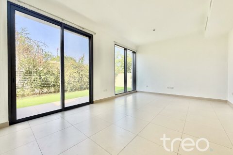 Снять в аренду виллу в Maple 3, Дубай Хилс Эстейт, Дубай: 4 спальни, 231.51м², № 119840 - фото 9