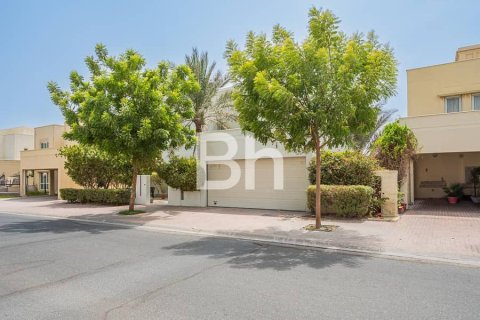 Villa in Dubai 4 bedrooms, 549 sq.m. № 57288 - photo 15