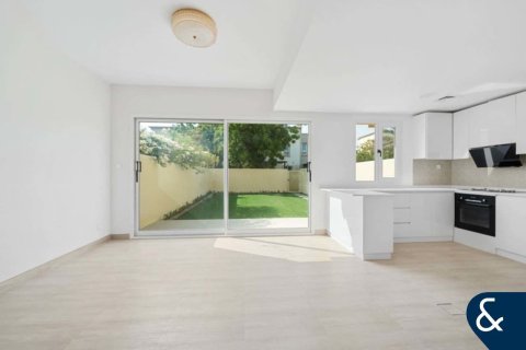 Villa à Springs 8, The Springs, Dubai, 3 chambres, 157 m², № 75106 - photo 4