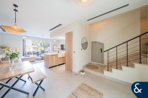 Townhouse in District 12, Jumeirah Village Circle, Dubai 2 bedrooms, 180 sq.m. № 75109 - photo 6