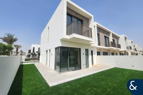 Вилла в The Valley, Дубай, 4 спальни, 209м², № 88683