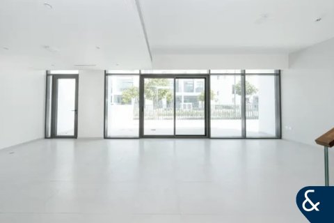 Villa in Arabian Ranches 3, Dubai 4 bedrooms, 301 sq.m. № 88696 - photo 4