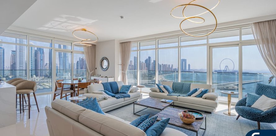 Квартира в EMAAR Beachfront, Dubai Harbour, Дубай, 4 спальни, 252м², № 88687