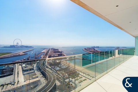 Снять в аренду квартиру в EMAAR Beachfront, Dubai Harbour, Дубай: 4 спальни, 252м², № 88687 - фото 8