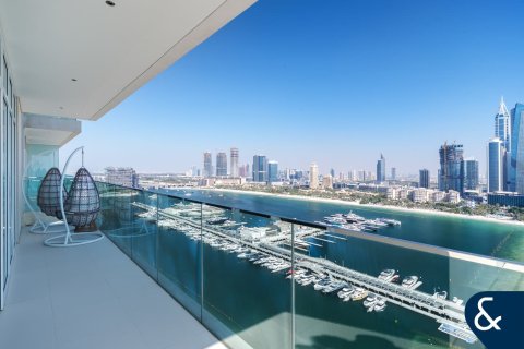 Снять в аренду квартиру в EMAAR Beachfront, Dubai Harbour, Дубай: 4 спальни, 252м², № 88687 - фото 9