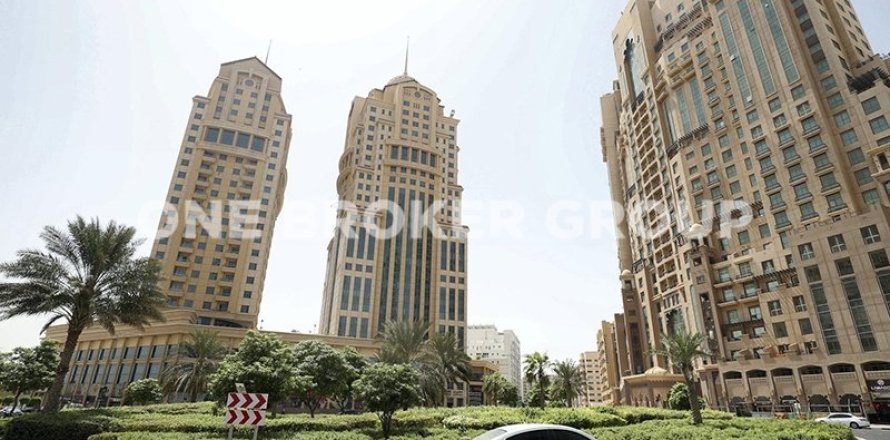 Здание в Дубае, 4931.4м², № 1236