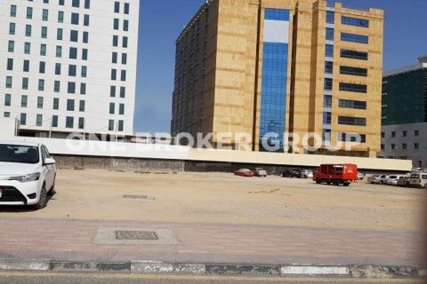 Купить здание в Дубае: 4931.4м², № 1236 - фото 11