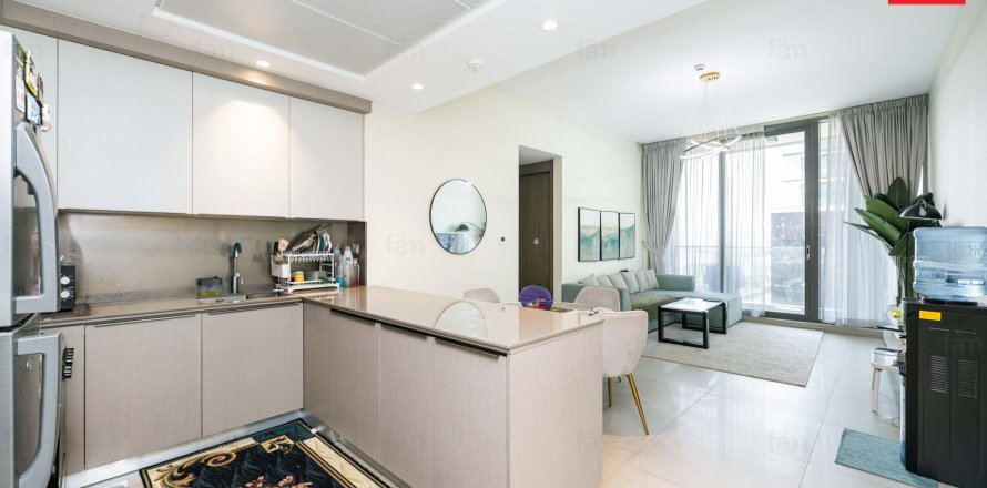 Квартира в Дубае, 2 спальни, 96.7м², № 141476