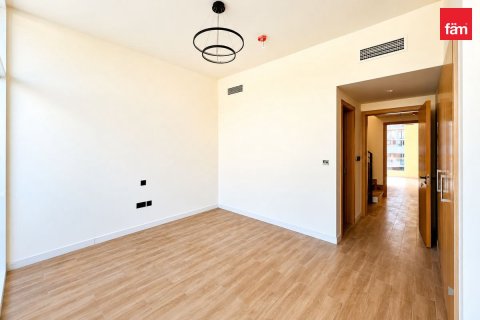 Купить таунхаус в Дубае: 4 спальни, 78.6м², № 141482 - фото 6
