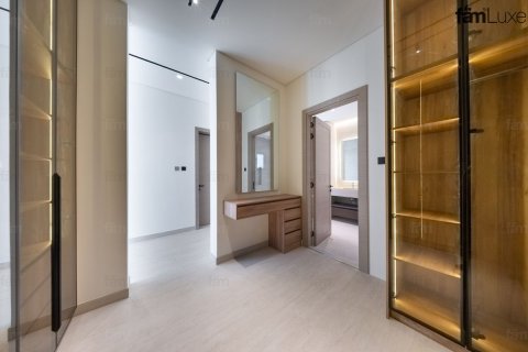 Villa in Al Barsha, Dubai 5 bedrooms, 1261.8 sq.m. № 141480 - photo 21